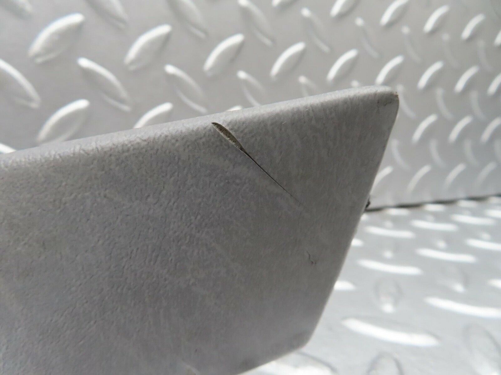 14902 Mercedes-Benz W140 S320 A Pillar Cover Right Side 1406920289