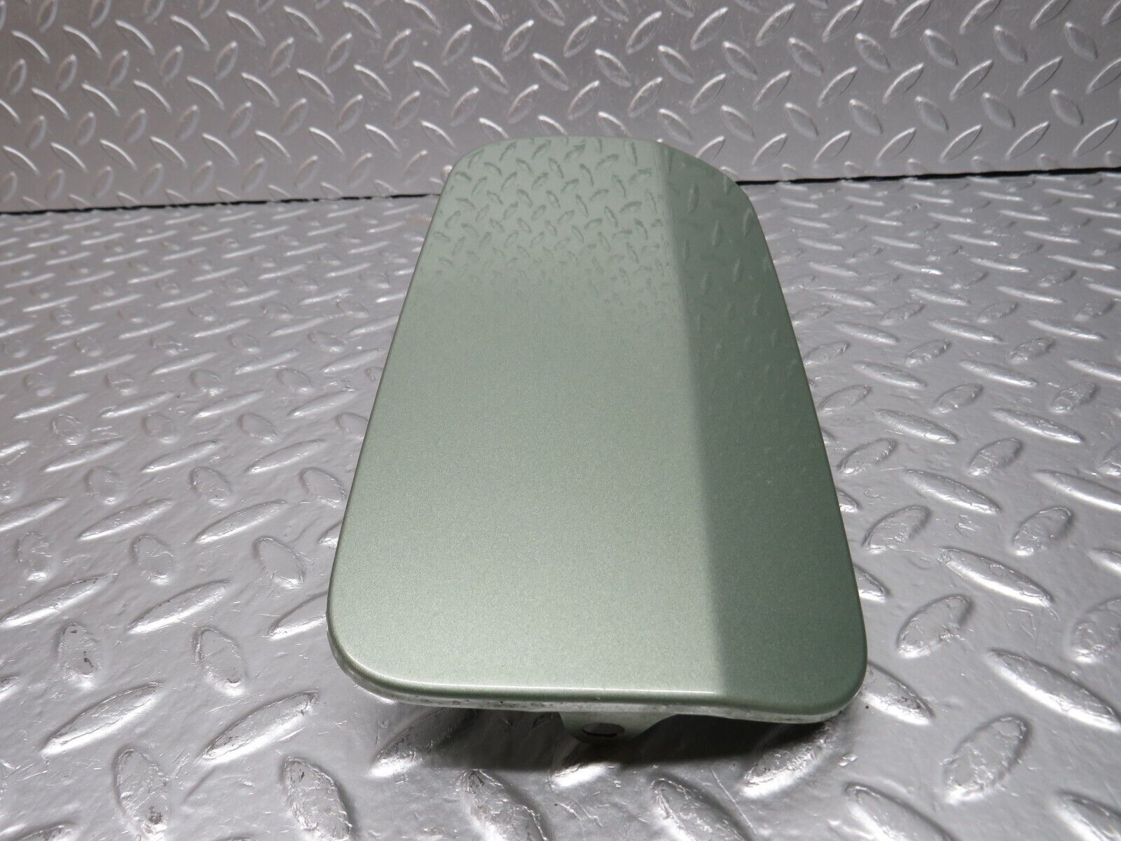 34031 Mercedes-Benz W124 260E Fuel Tank Flap Cap 1245841639