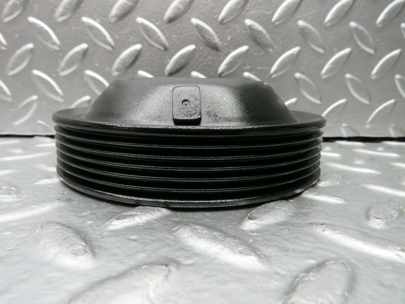 22548 Mercedes-Benz C124 E220 Coupe Water Pump Pulley 1112020110