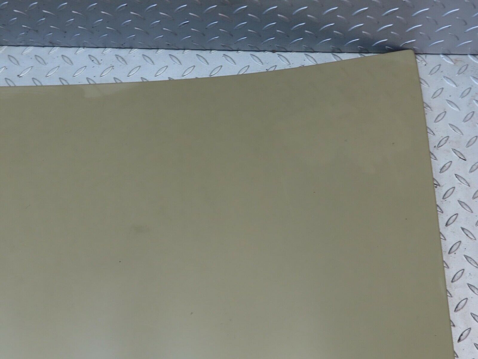 13643 Mercedes-Benz W123 200 Boot Lid Trunk Door