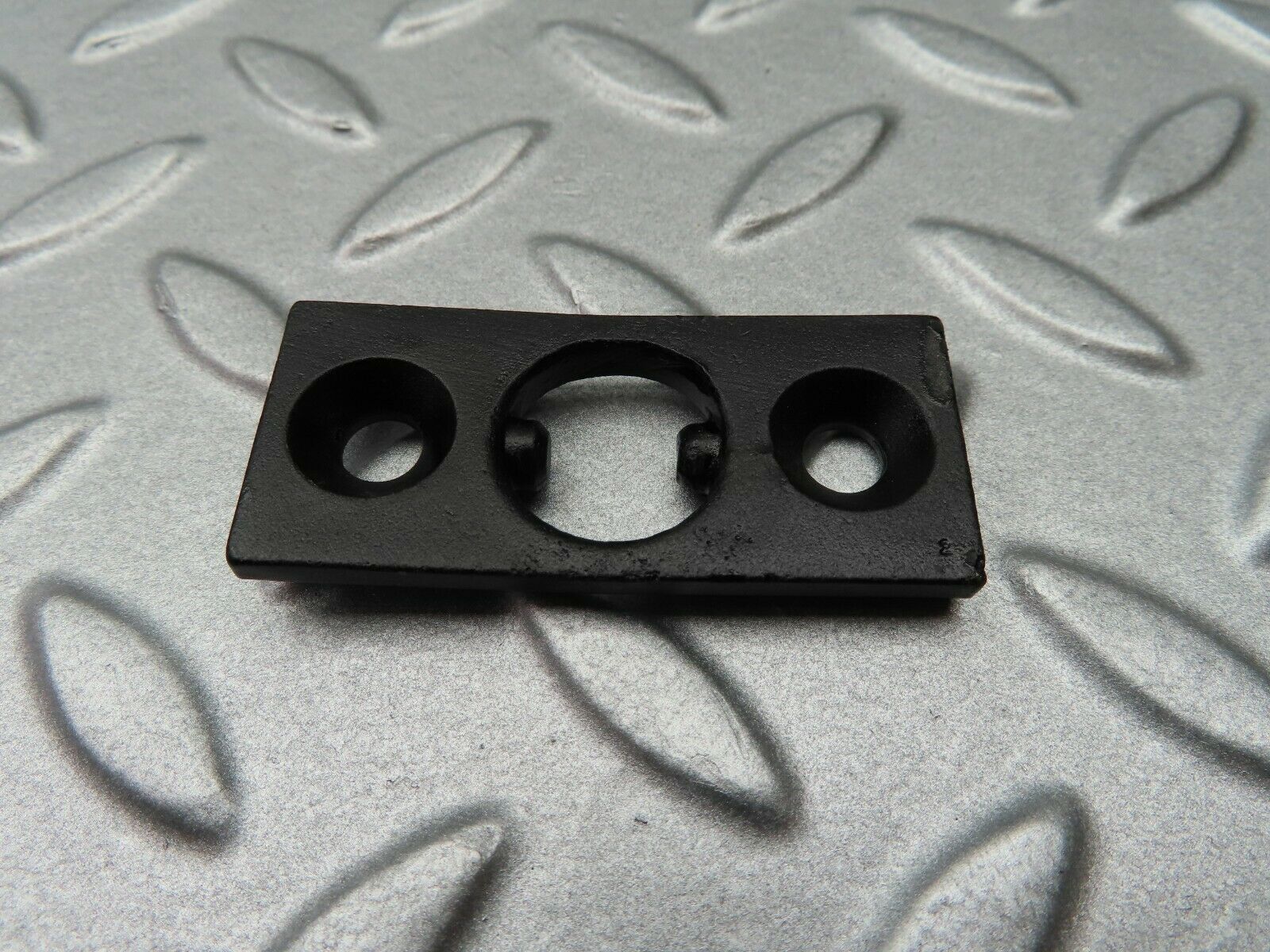 5182 Mercedes-Benz R107 350SL Coupe Sun Visor Holder Bracket Right