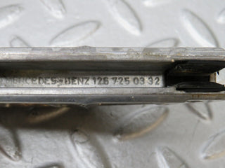 36887 Mercedes-Benz C126 420SEC Coupe Door Window Guide Bracket 1267250332