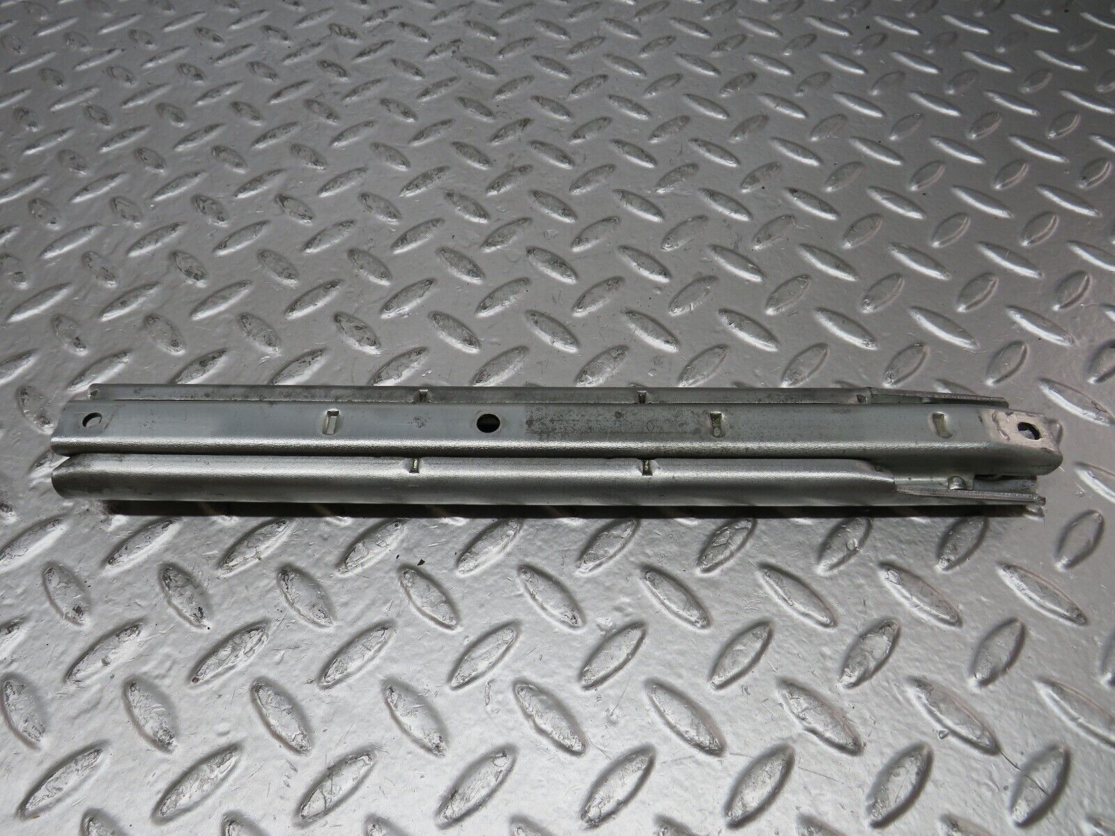 26349 Mercedes-Benz W116 450SE Front Right Seat Rail Pair