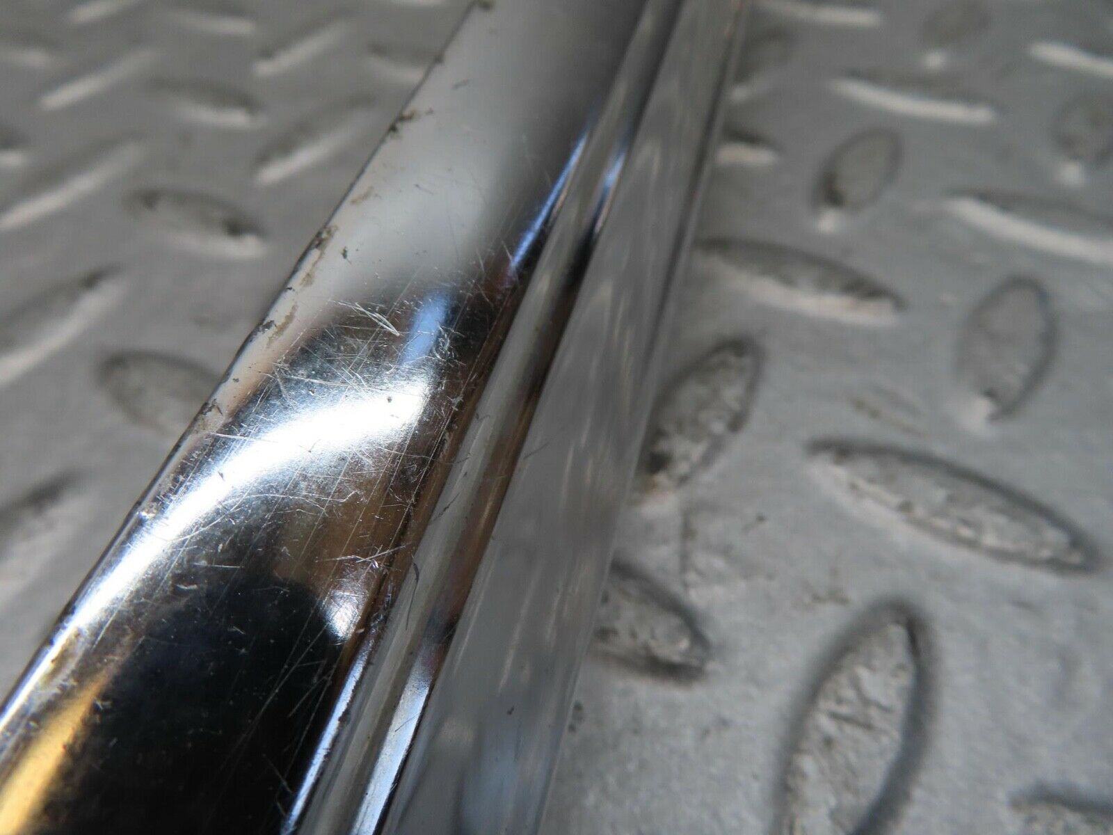 12355 Mercedes-Benz W108 280SE 3.5 Front Left Door Chrome Moulding Trim
