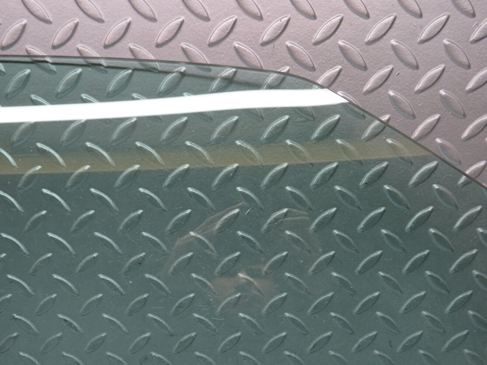 38229 Mercedes-Benz R129 280SL Coupe Right Door Window Glass