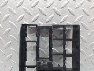 41210 Mercedes-Benz W126 300SE Fuse Box 1265407206 1265400850 1265454140