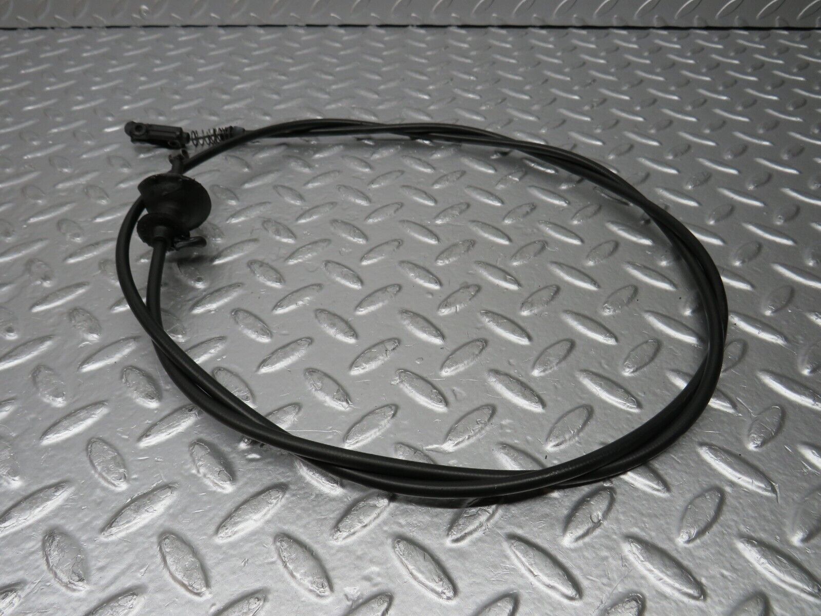 30927 Mercedes-Benz W201 190E 2.0L Bonnet Release Cable 1239970681