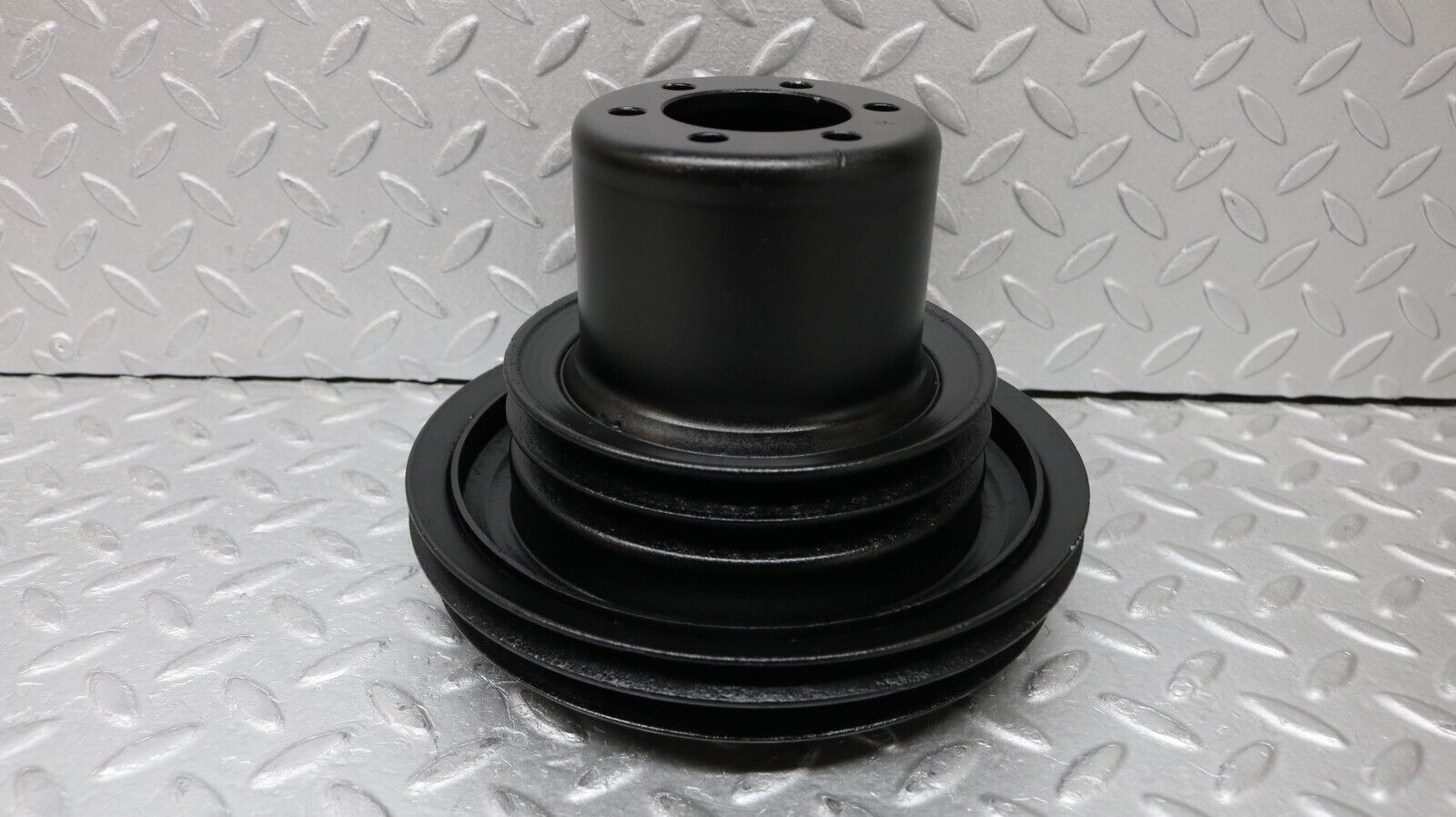 37202 Mercedes-Benz C126 420SEC Coupe Crankshaft Pulley 1160322704