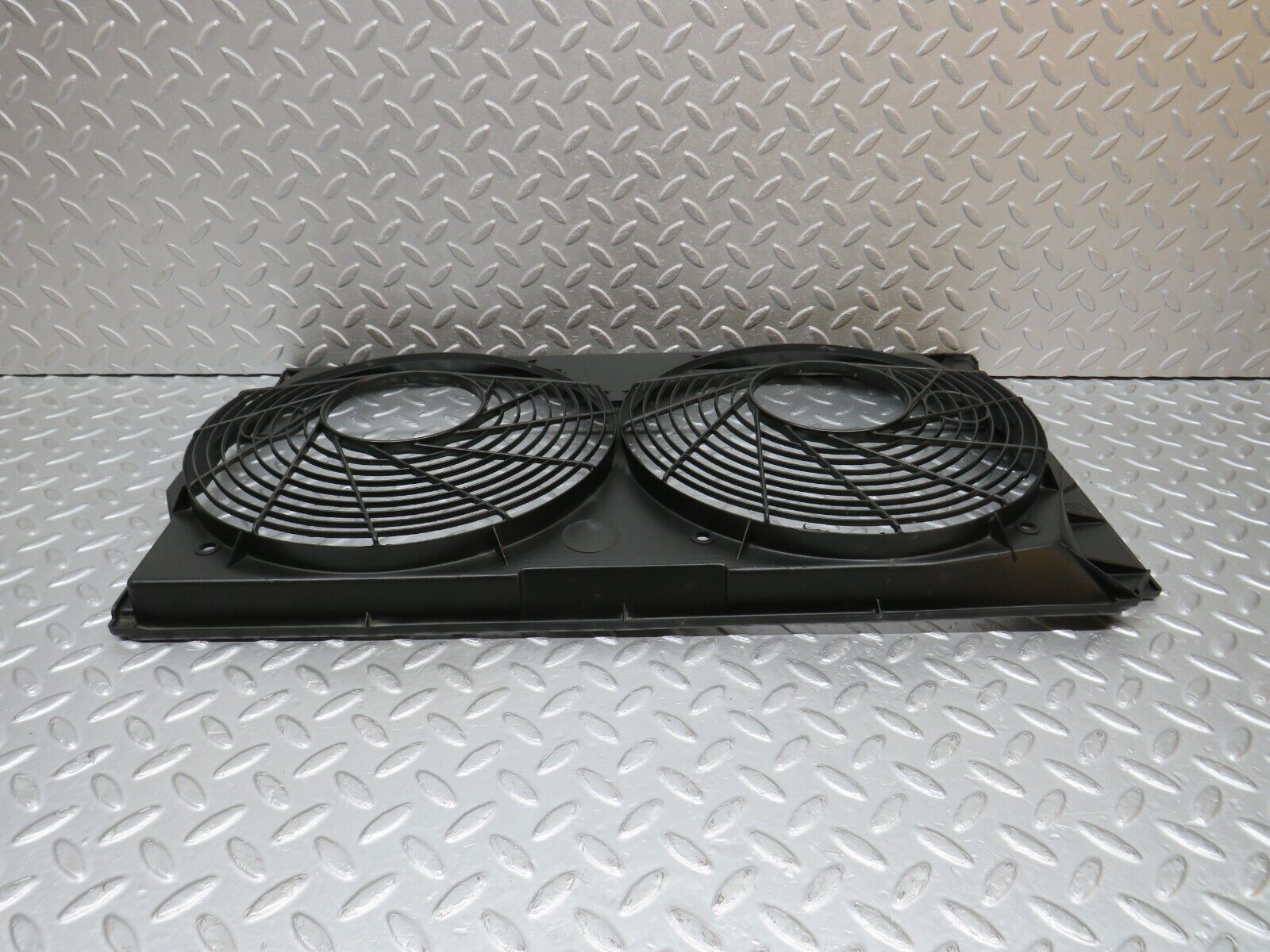 39384 Mercedes-Benz R129 320SL Coupe Engine Fan Shroud 1295051055