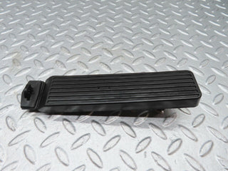 W123 accelerator pedal with rubber used OEM