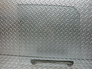 W108 front left door window glass used OEM