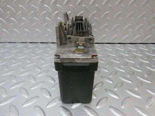 33975 Mercedes-Benz W124 260E ABS Control Unit Bosch 0055452132