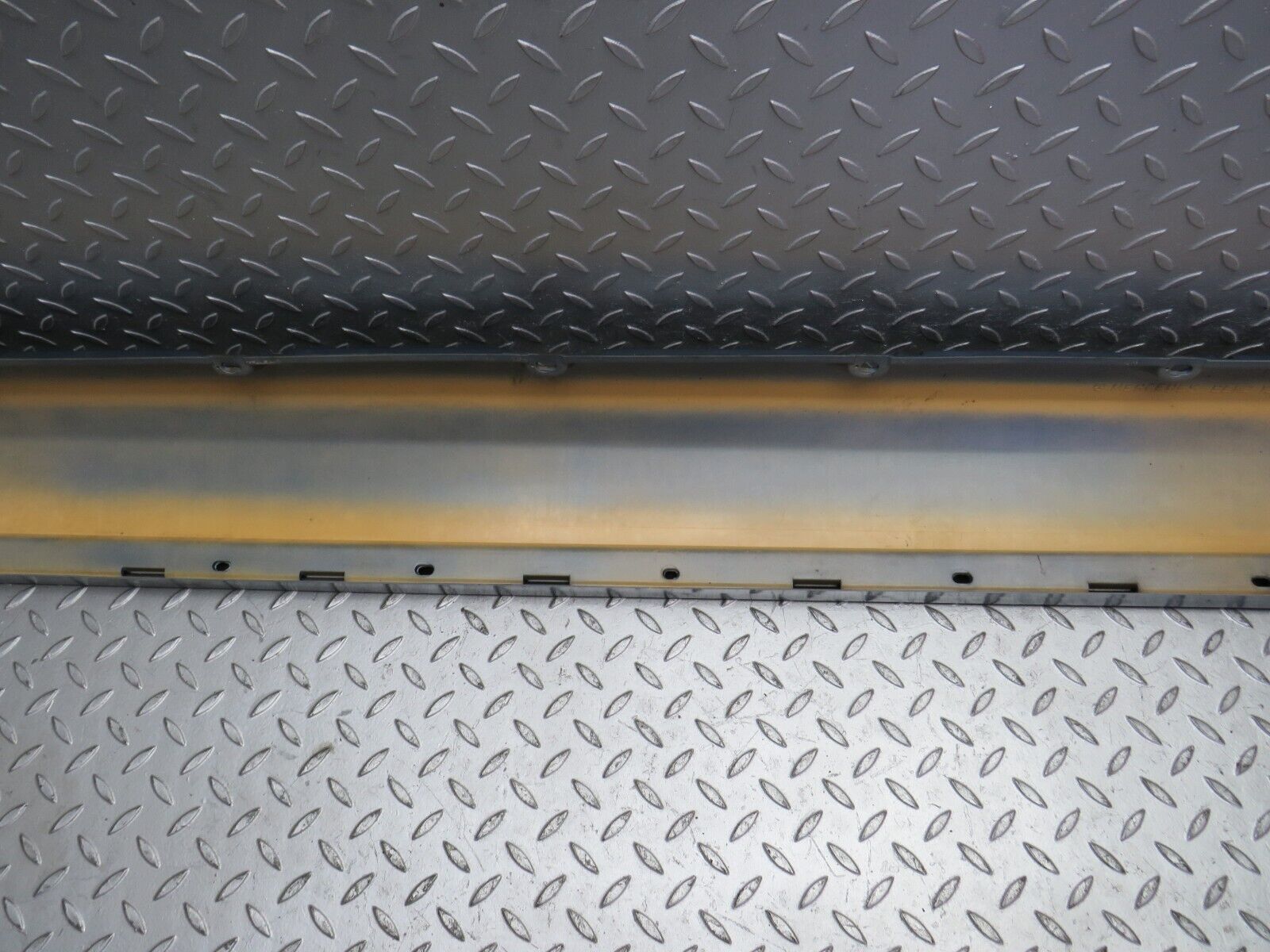 31916 Mercedes-Benz S124 220TE Wagon Side Skirt Right Side 1246902440