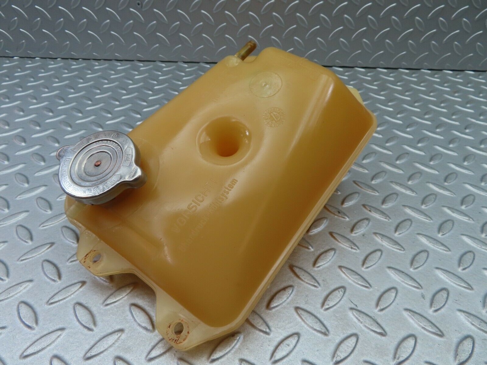 6093 Mercedes-Benz W126 380SE Coolant Tank 1165000449