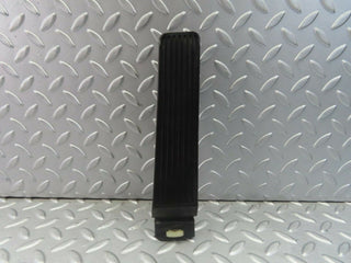 W116 accelerator pedal with rubber used OEM