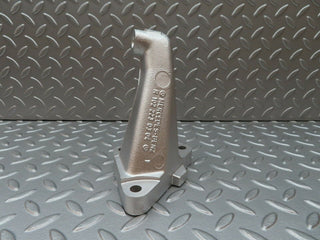 3832 Mercedes-Benz S123 200T Wagon Engine Mount Bracket Right Side 1022230304