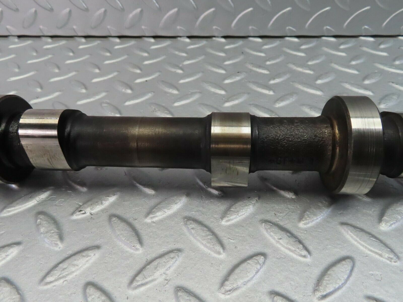 9845 Mercedes-Benz C123 280CE Coupe Engine Camshaft Exhaust Side  1100517801