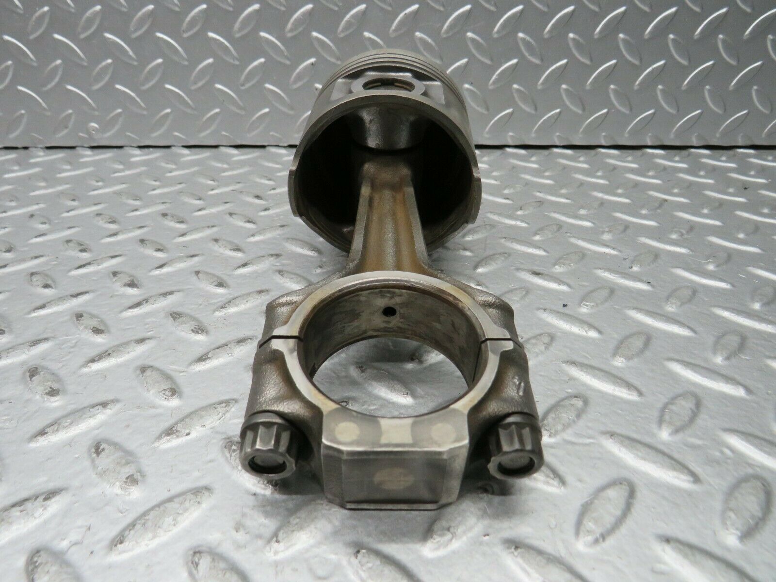 22210 Mercedes-Benz S123 280TE Piston With Connecting Rod 85.975 mm