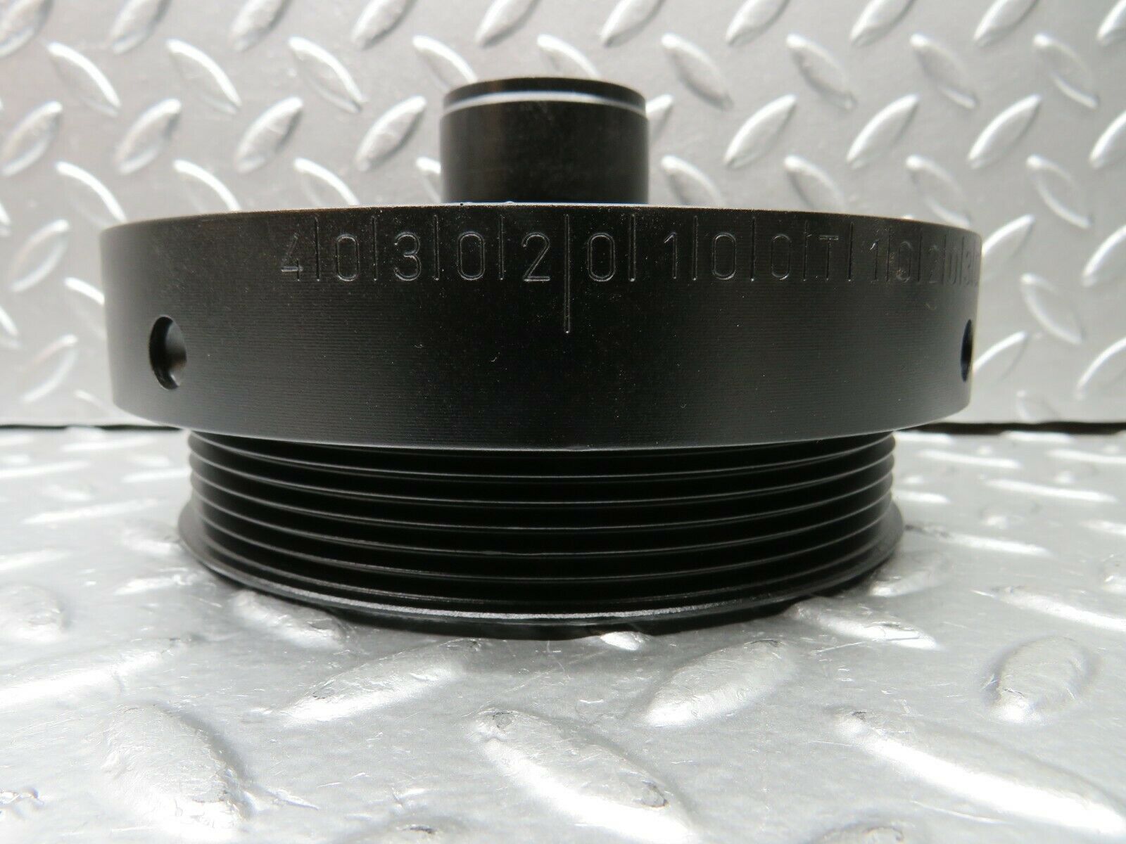 22549 Mercedes-Benz C124 E220 Crankshaft Vibration Damper Pulley 1110300703