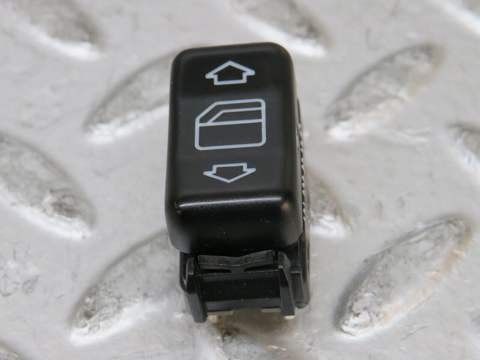 27566 Mercedes-Benz S124 300TE Wagon Left Electric Window Switch 1248208910