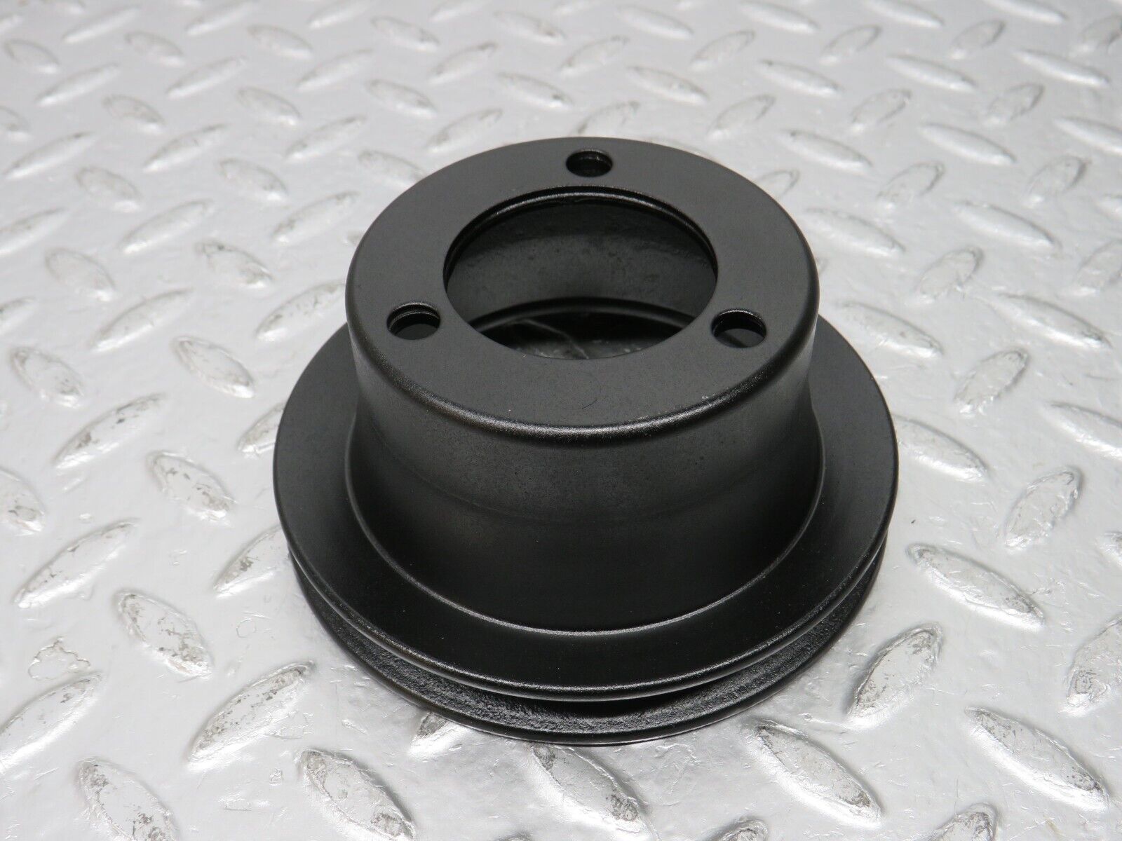 31123 Mercedes-Benz W123 200D Crankshaft Pulley
