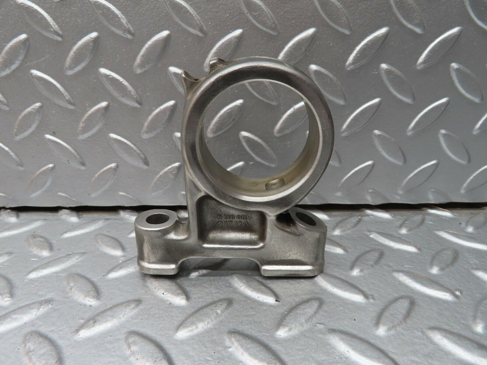 20674 Mercedes-Benz R107 450SL Camshaft Tower Bearing 1160512712