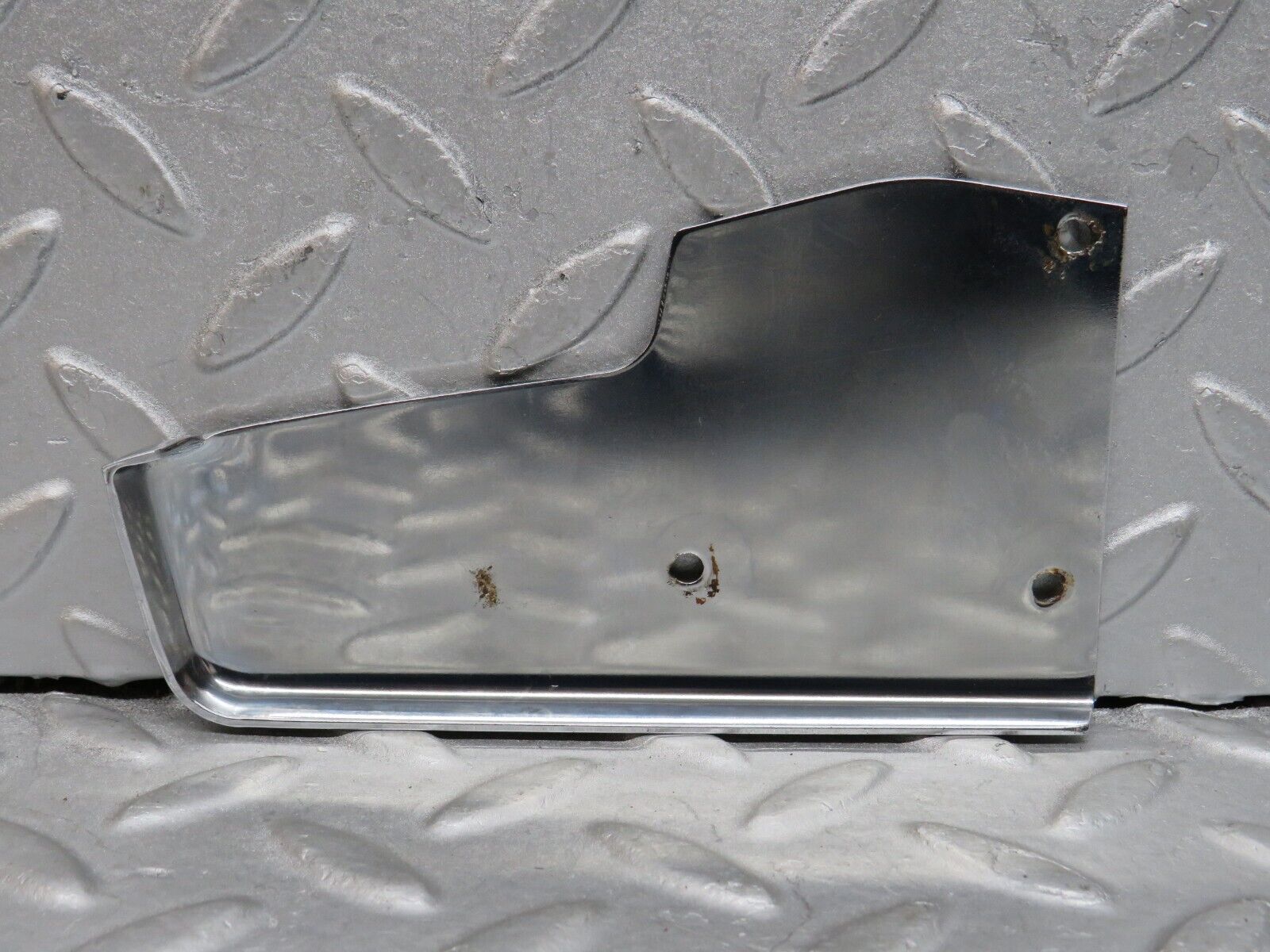 39643 Mercedes-Benz R129 320SL Coupe Left Door Chrome Cover
