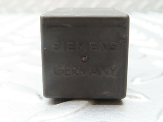 4195 Mercedes-Benz S123 200T Wagon Intermittent Wiper Relay 0008210863