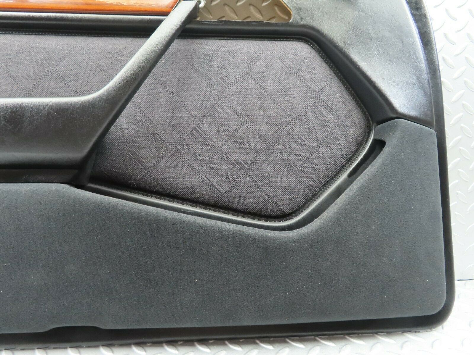 6642 Mercedes-Benz S124 E220 Wagon Front Left Door Card Black