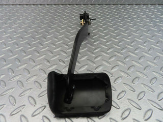 10495 Mercedes-Benz W201 190E Brake Pedal 1232910082