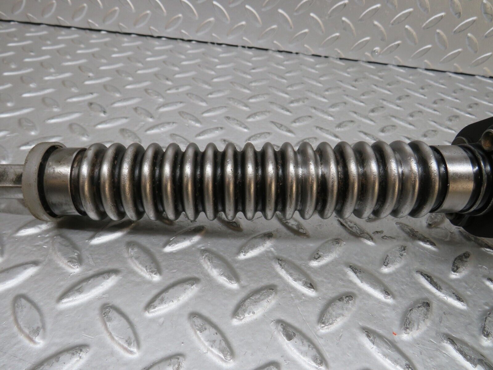 28474 Mercedes-Benz S123 240D Wagon Steering Column