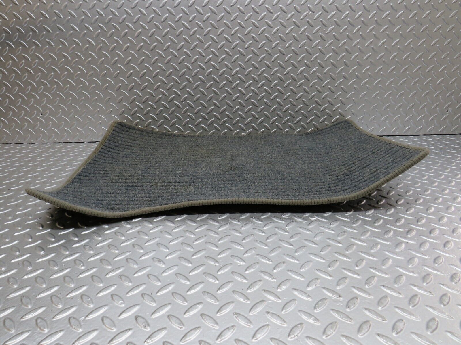 32333 Mercedes-Benz S124 300TE Wagon Front Left Passenger Carpet Mat Grey