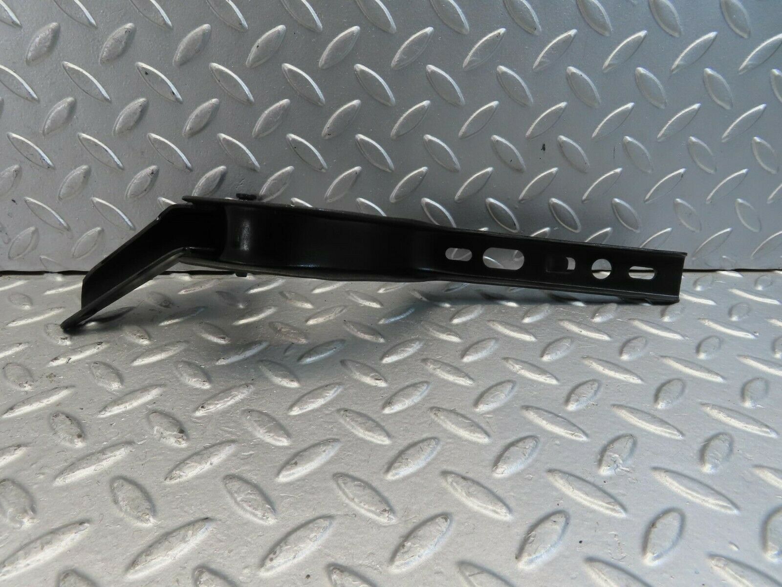 11463 Mercedes-Benz C123 230CE Coupe Trunk Lid Hinge Right Side 1237500287