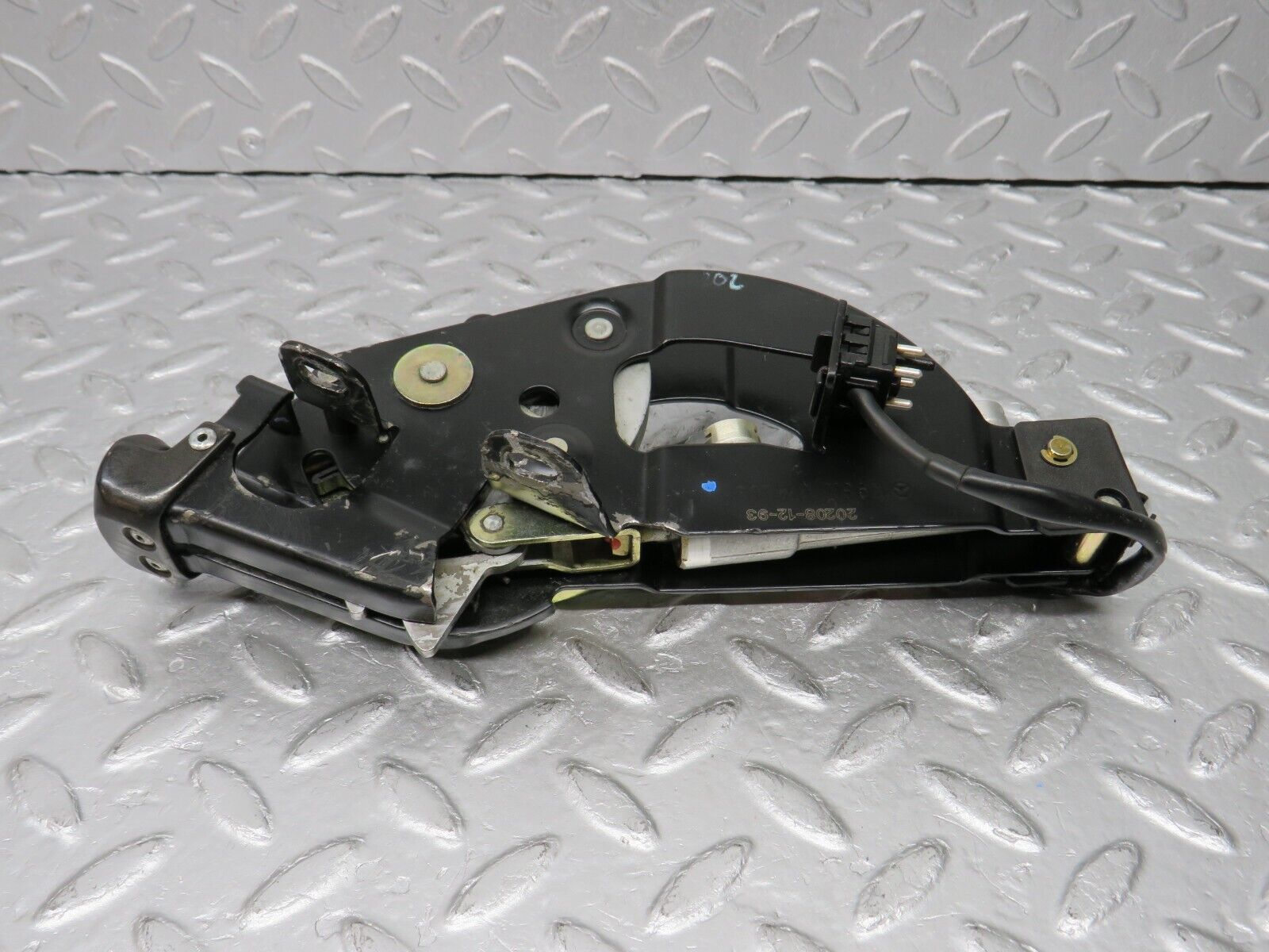 38358 Mercedes-Benz R129 280SL Coupe Rear Left Roof Lock Mechanism 1298001174