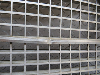 W108 bonnet grill chrome used OEM