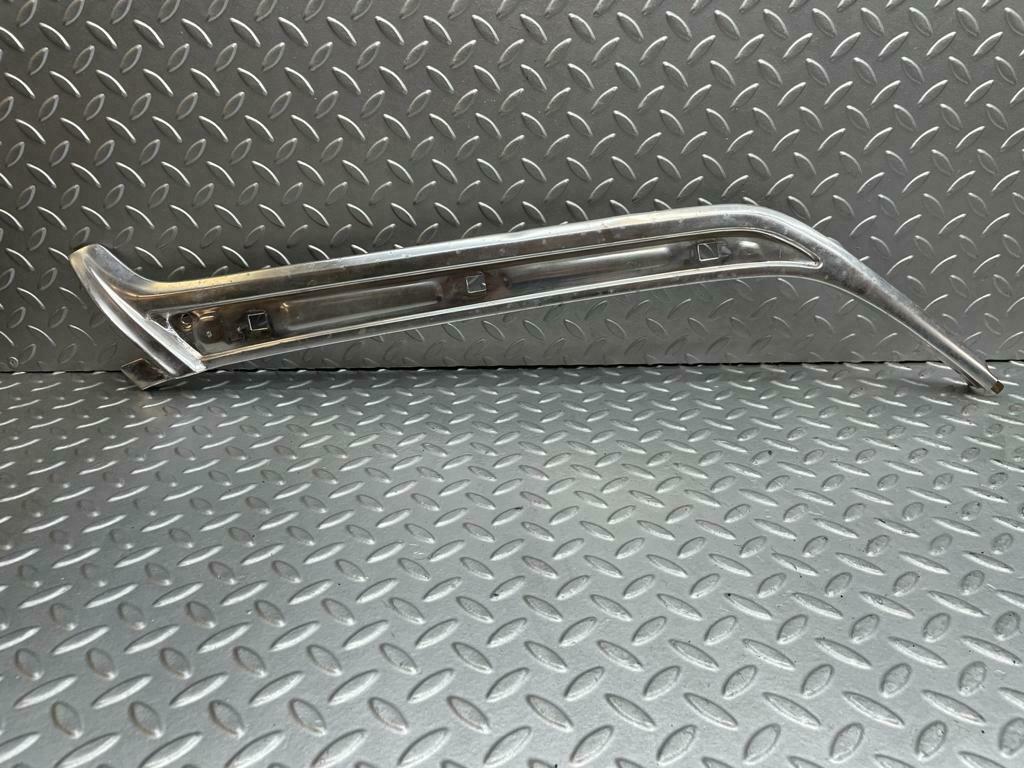 0034 Mercedes-Benz W116 350SE A Pillar Chrome Moulding Trim Left Side