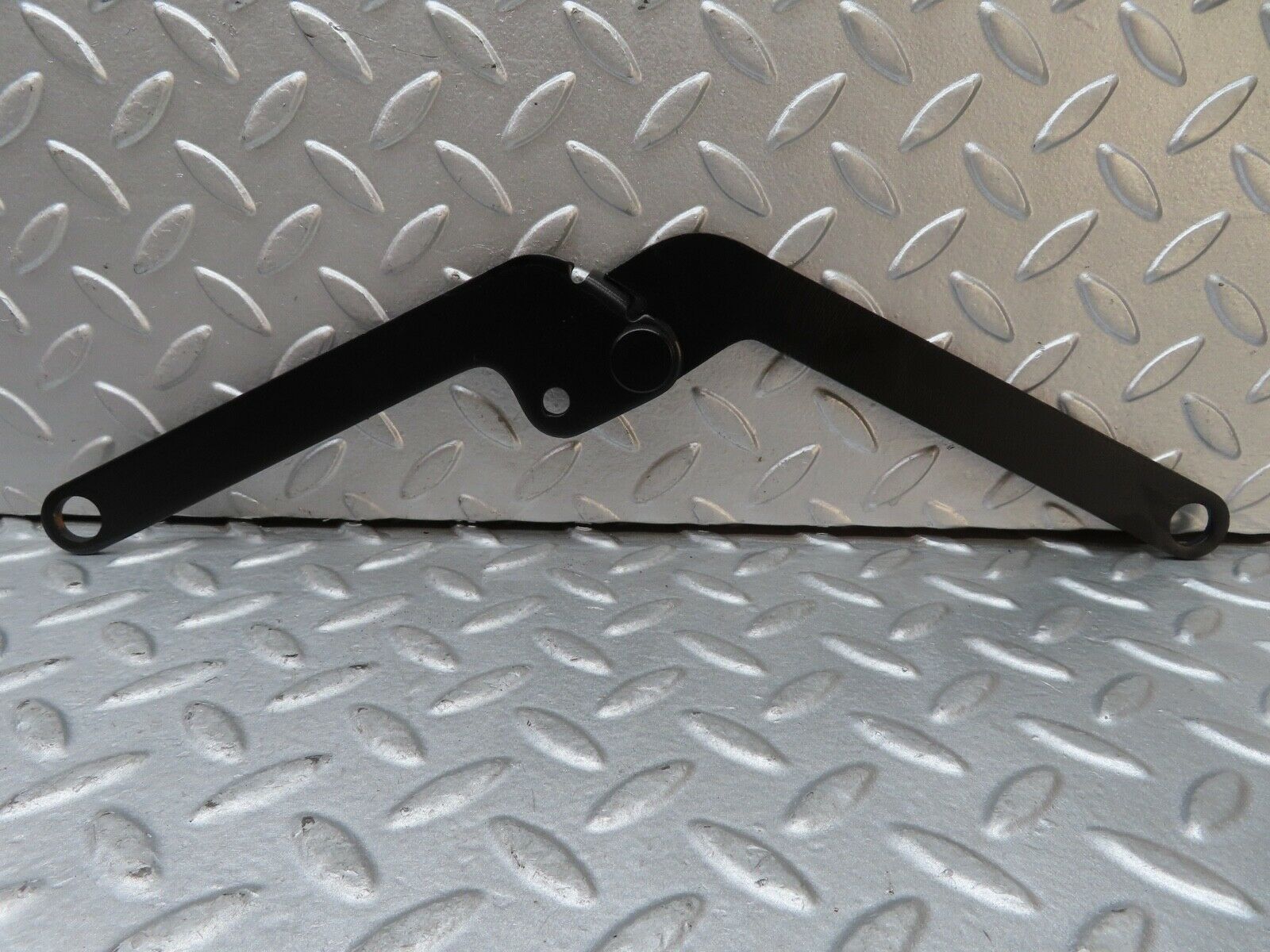 17599 Mercedes-Benz W116 450SEL Bonnet Hinge Left Side