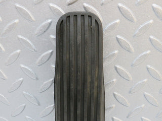 W110 Fintail Heckflosse accelerator pedal rubber used OEM