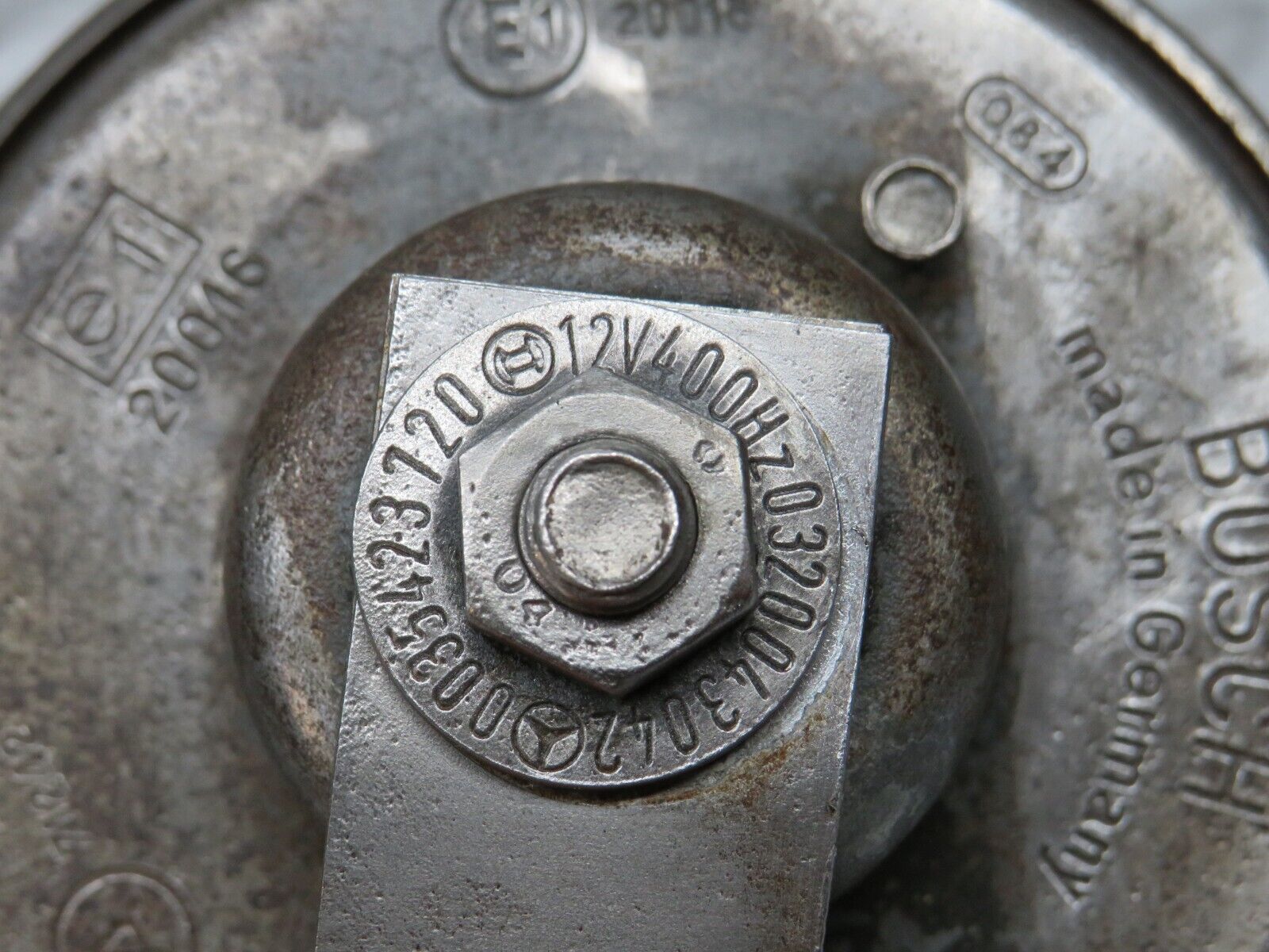 30872 Mercedes-Benz W201 190E 2.0L Horn Bosch 20016