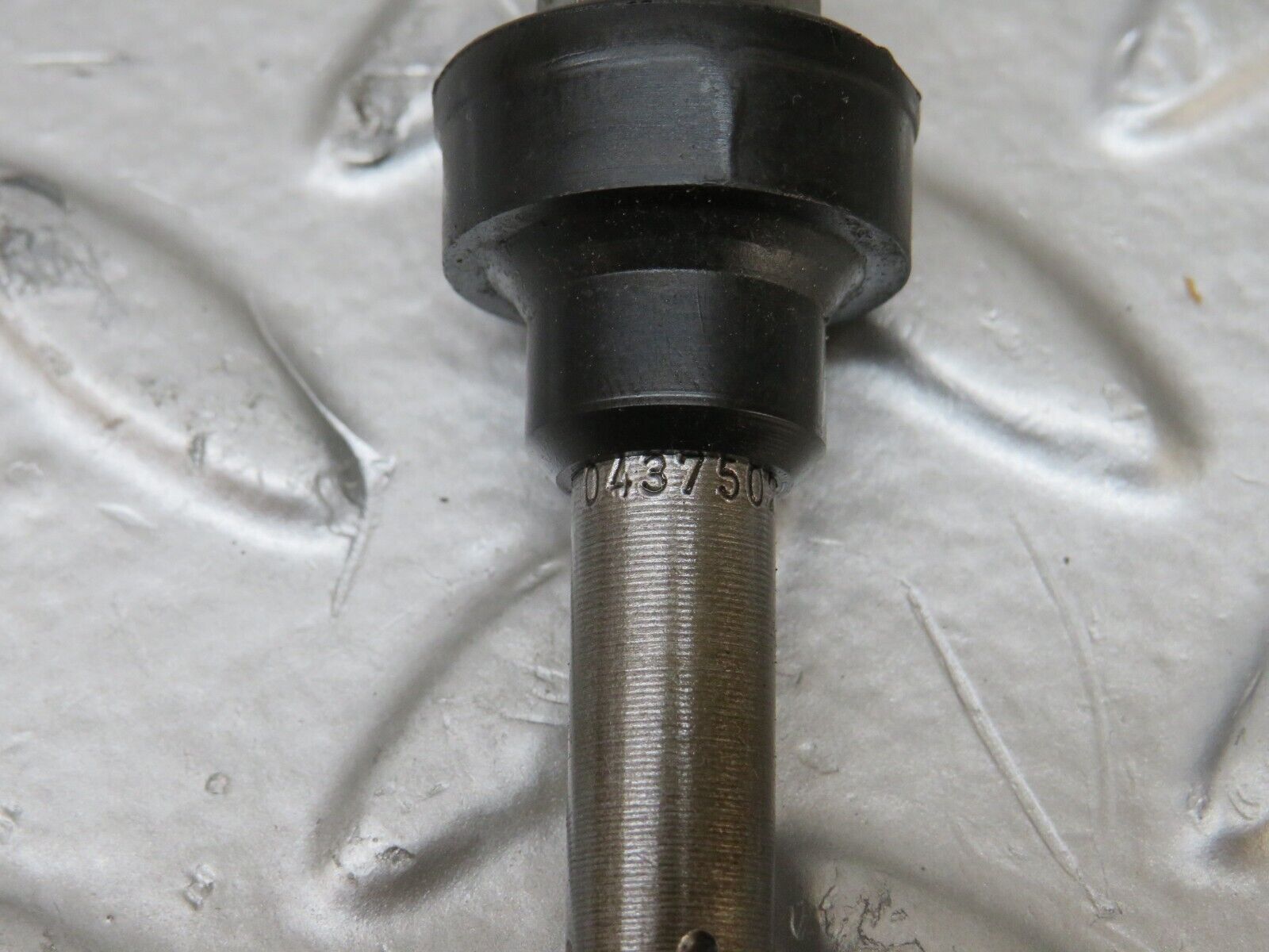26256 Mercedes-Benz W116 450SE Fuel Injector Bosch 0437502010