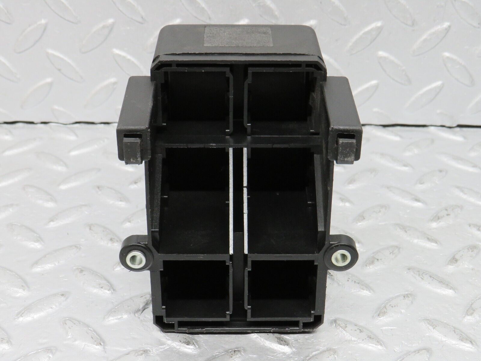 38674 Mercedes-Benz W201 190E 2.6L Relay Box Cover 2015450103