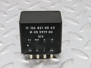 32476 Mercedes-Benz S124 300TE Wagon Rear Windscreen Wiper Relay 1248210063
