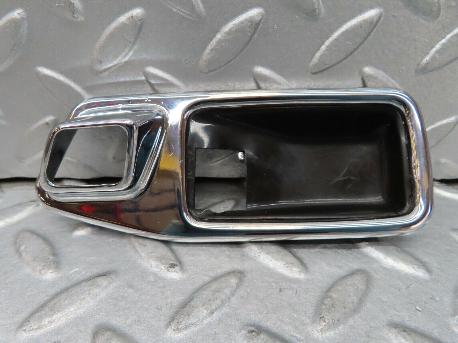 16980 Mercedes-Benz C123 280CE Coupe Chrome Frame For Door Opener 1167660111