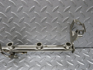 R129 SL fuel injector rail with fuel pressure regulator used OEM