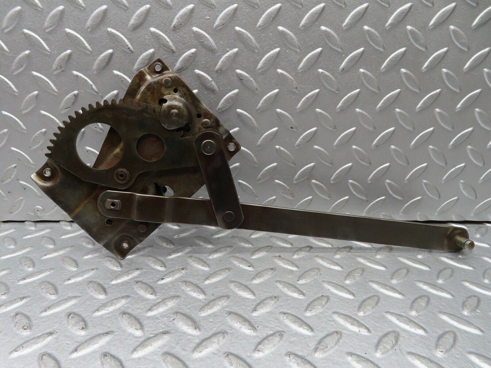 18825 Mercedes-Benz W121 190b Ponton Front Left Manual Window Regulator