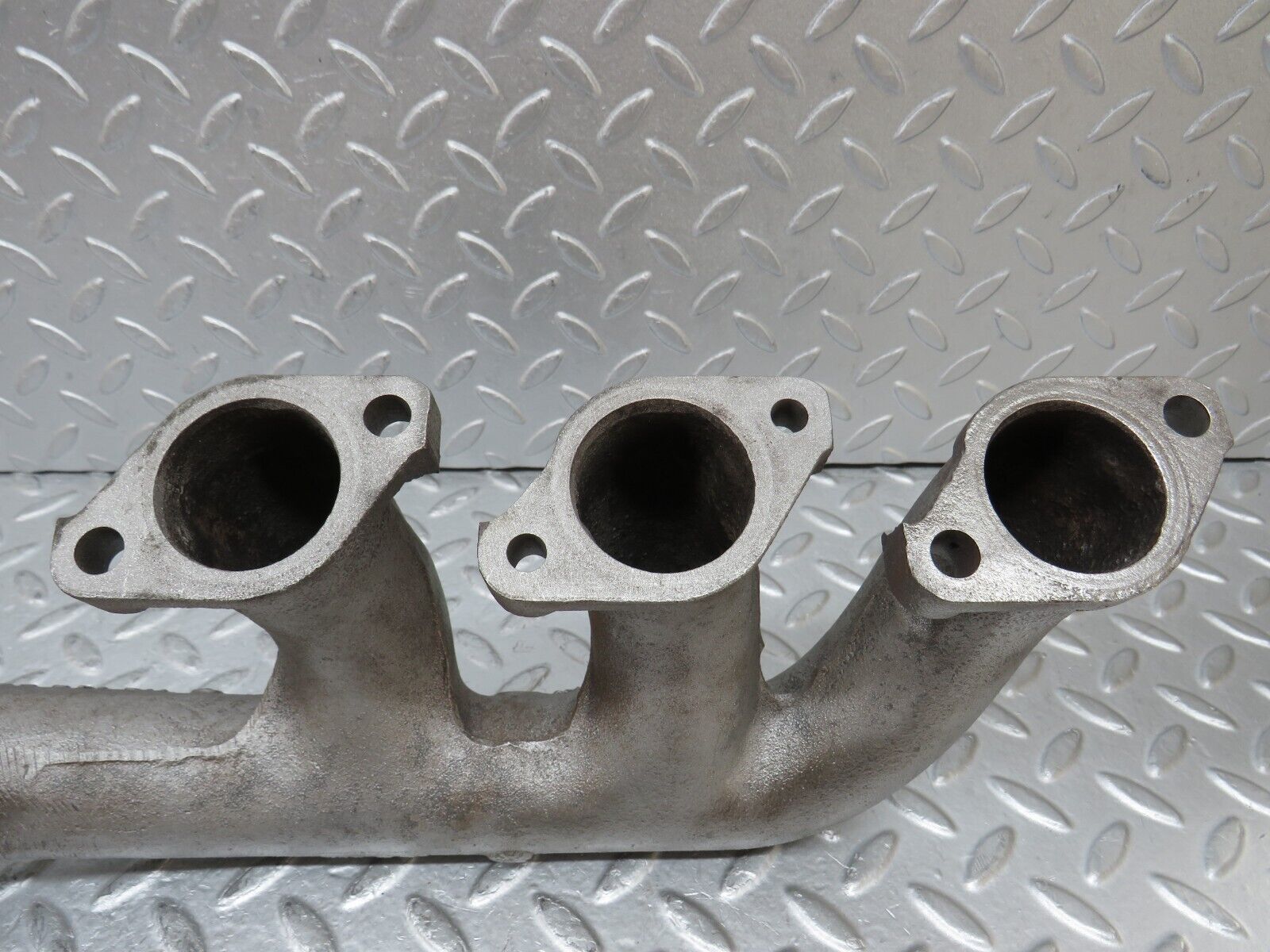 35563 Mercedes-Benz R107 280SL Exhaust Manifold 4-6 1101429502