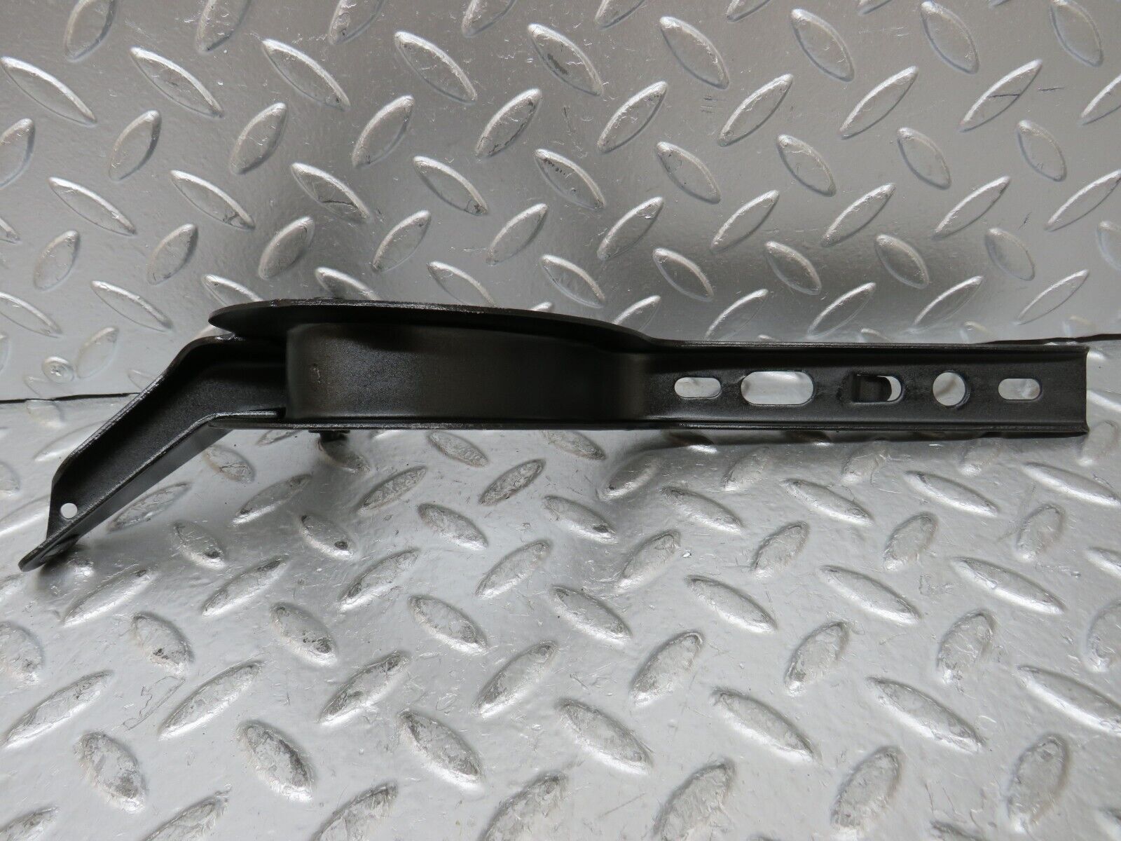 26851 Mercedes-Benz W123 240D Trunk Lid Hinge Pair 1237500187 1237500287