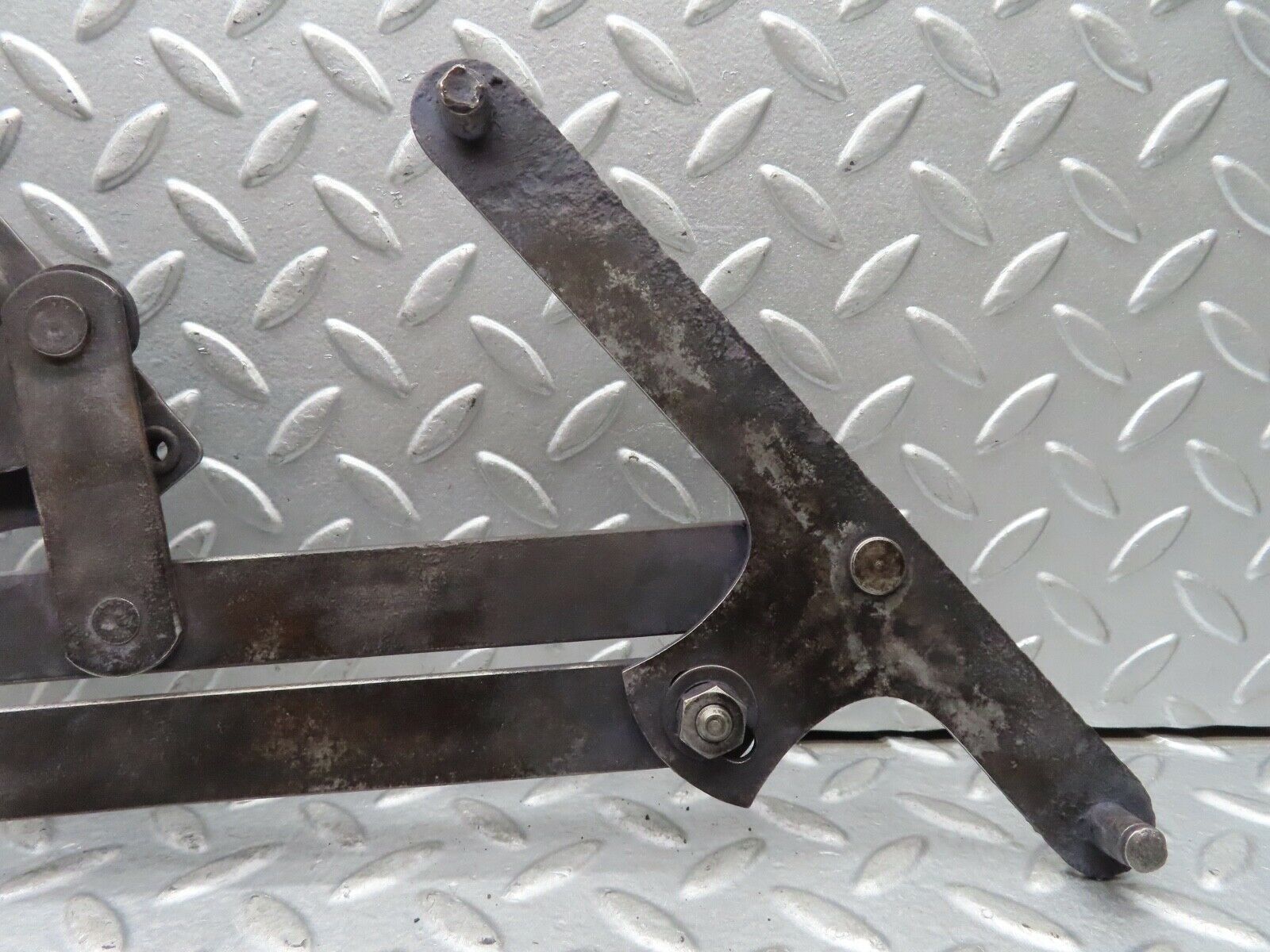 19006 Mercedes-Benz W120 W121 Ponton Rear Left Manual Window Regulator