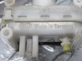 W124 Wagon door lock vacuum actuator rear right used OEM
