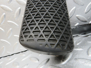 W124 Wagon brake pedal with rubber used OEM